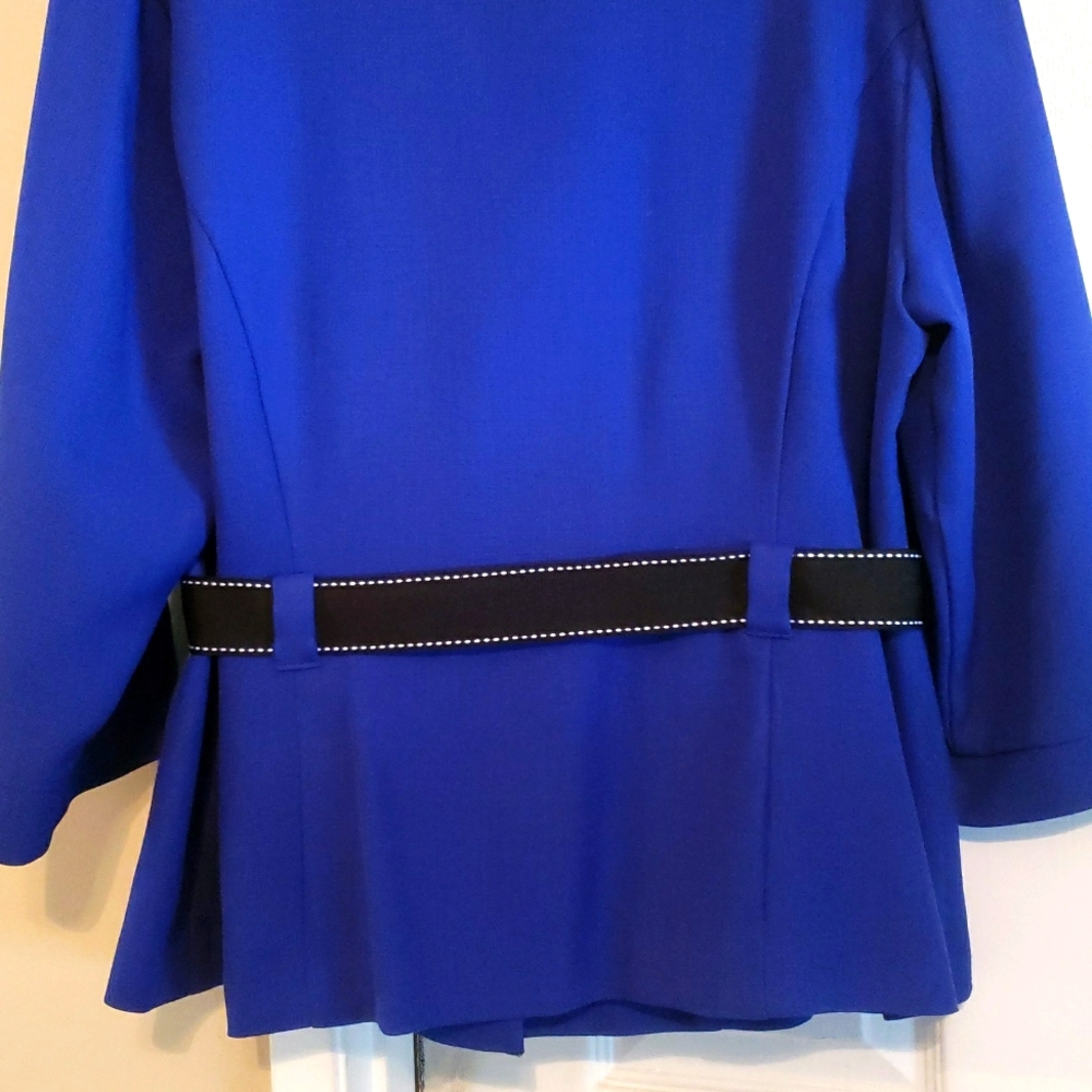 Studio I Blazer - Picture 6 of 14